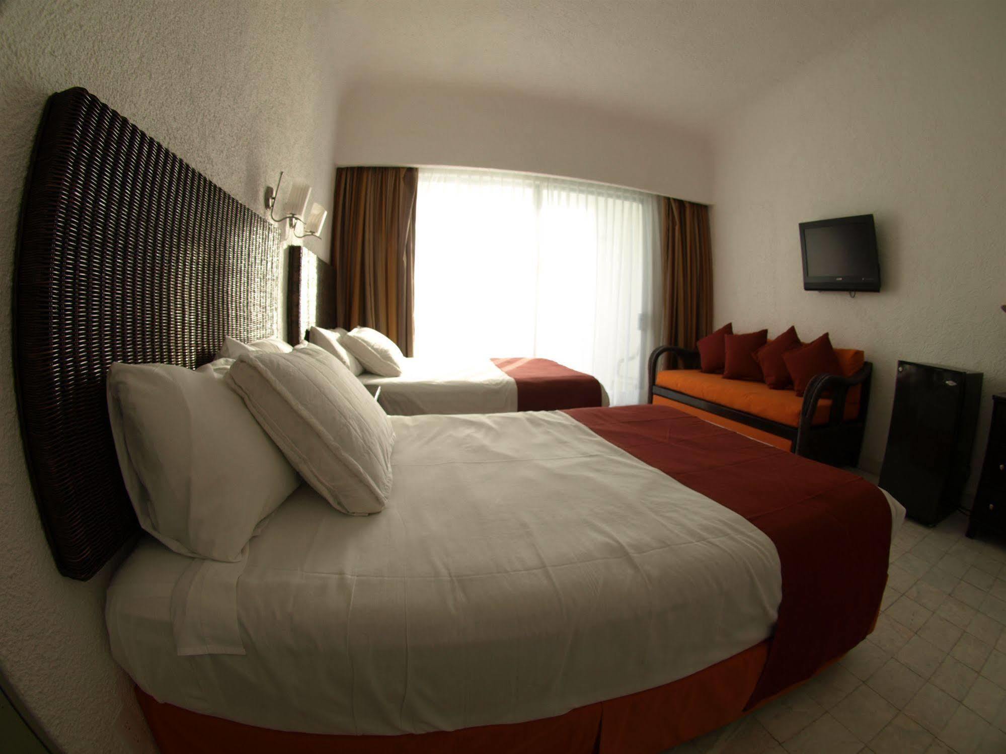מנסניו Sierra Mar All Inclusive At Tesoro מראה חיצוני תמונה